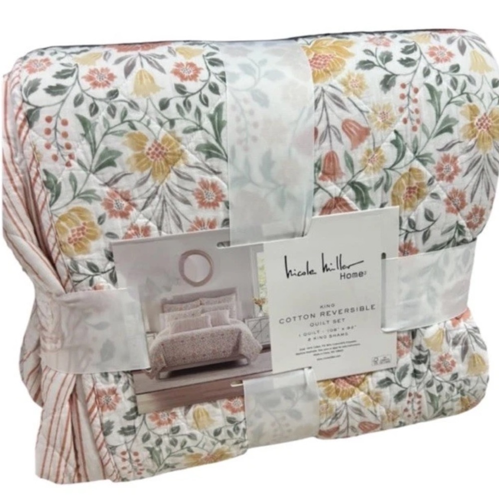 Nicole Miller Multicolor King Cotton Reversible King Quilt Set 106”x92”